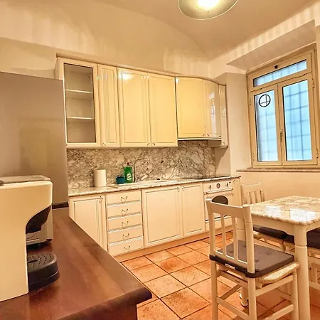 Appartement Domus San Giovanni At Colosseum